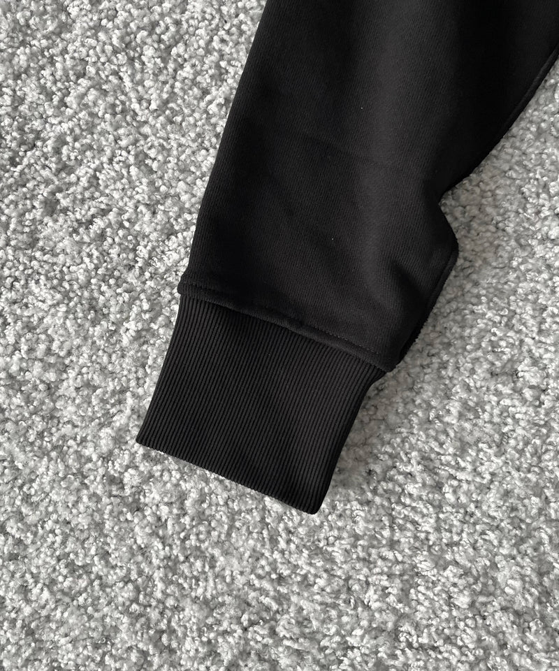 entire studios Standard track jacket “BLACK”