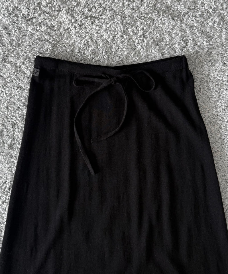 Fax Copy Express Afternoon stretch air ankle-length knit skirt "BLACK"
