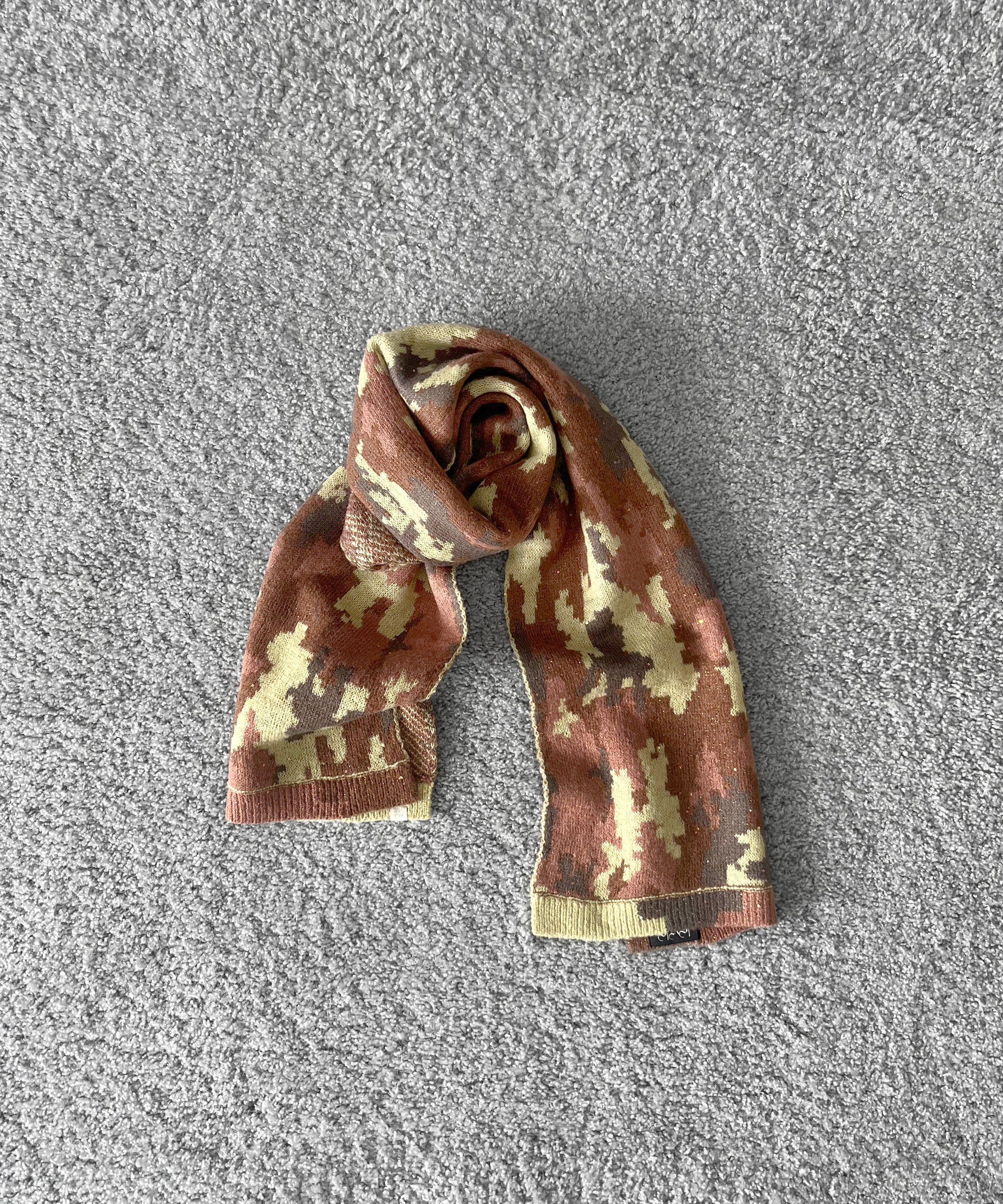 FAF(FAKE AS FLOWERS) Camo scarf "BROWN CAMO"