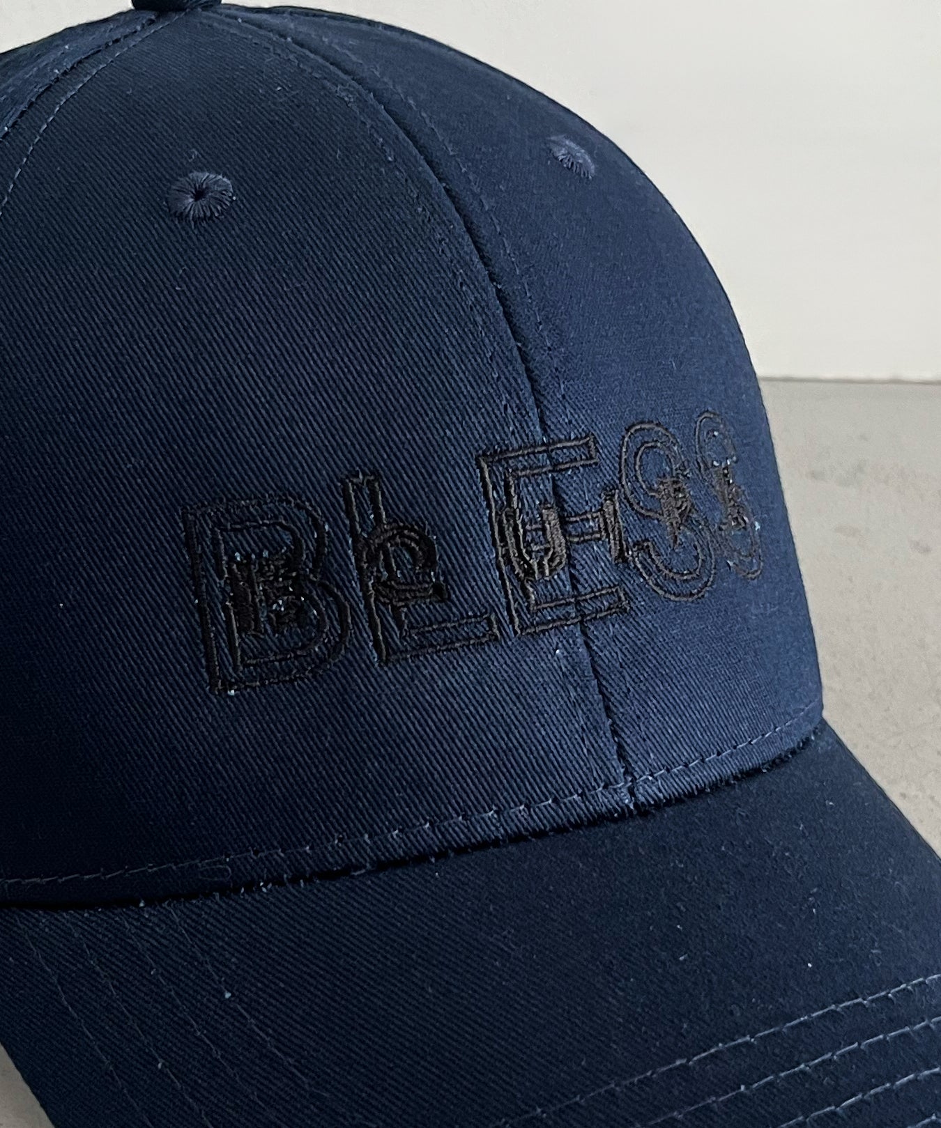 BLESS Be cap "NAVY/BLACK"