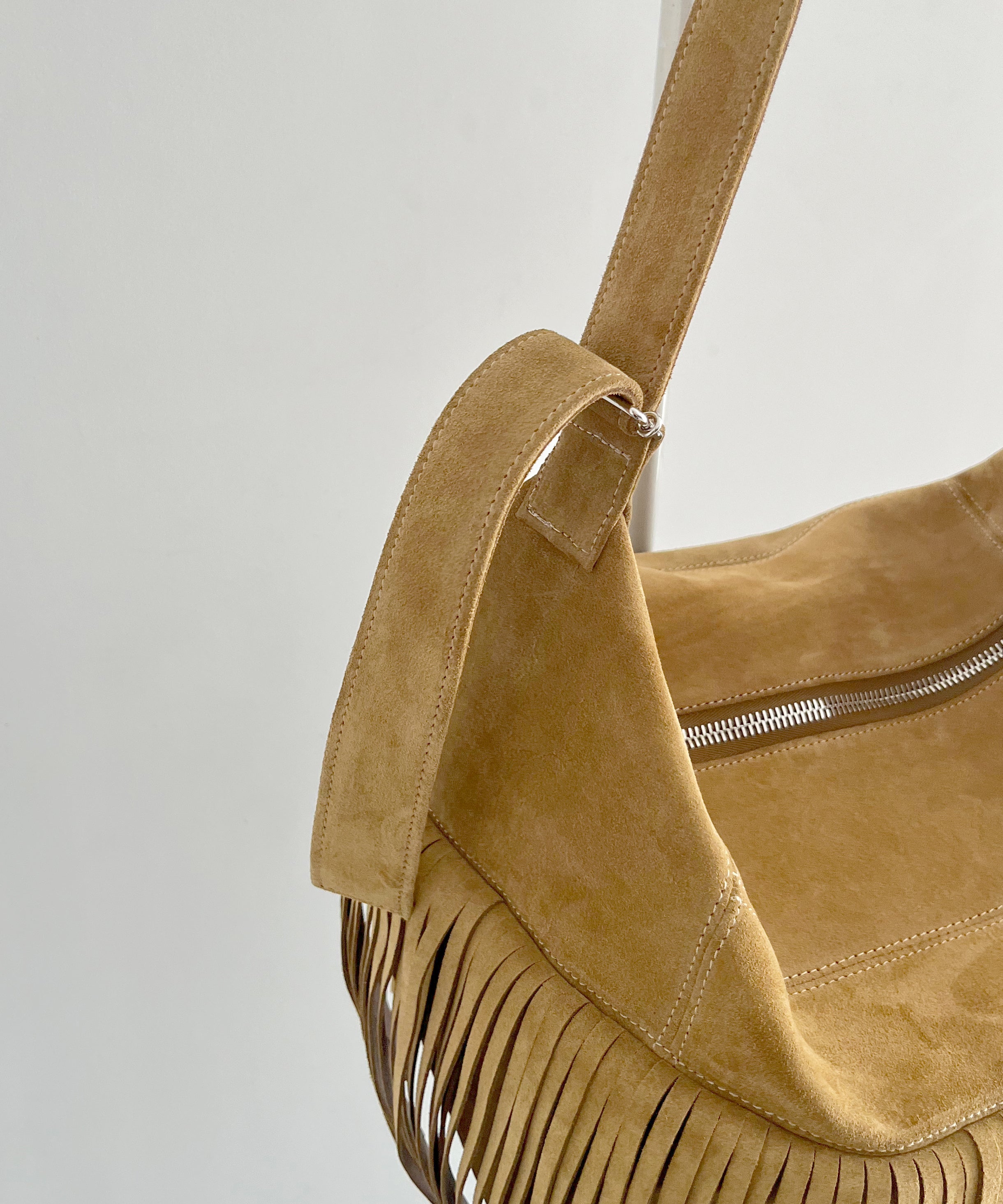 UNUSED Uh0636 leather bag "CAMEL"