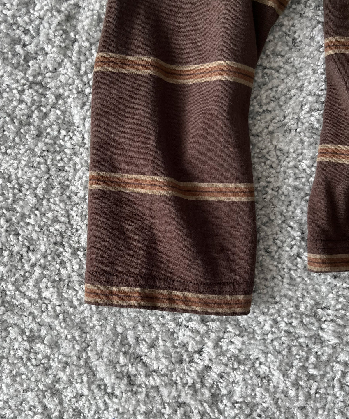 UNUSED Us2599 Long sleeve border t-shirt "BROWN"