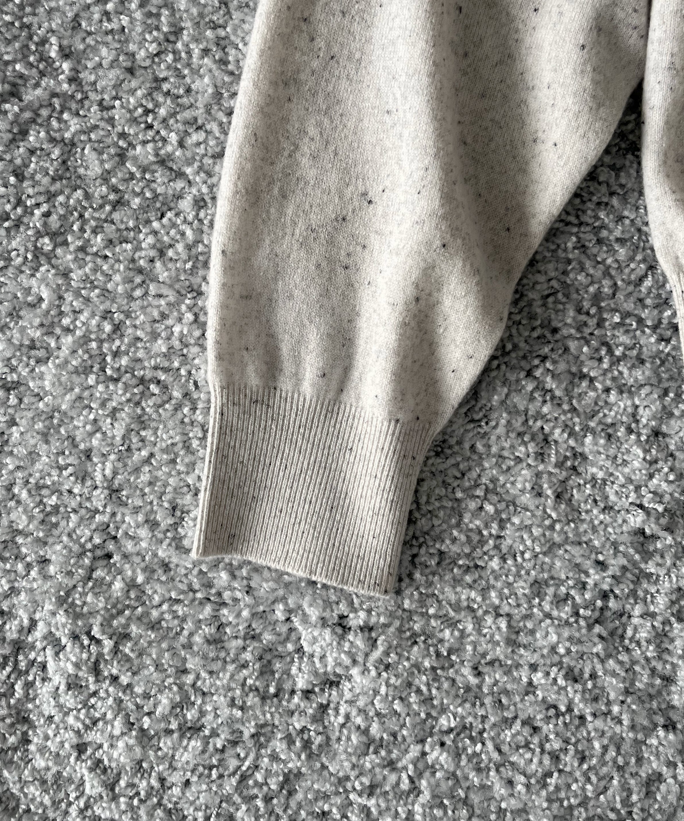 crepuscule L/s v neck "WHITE"