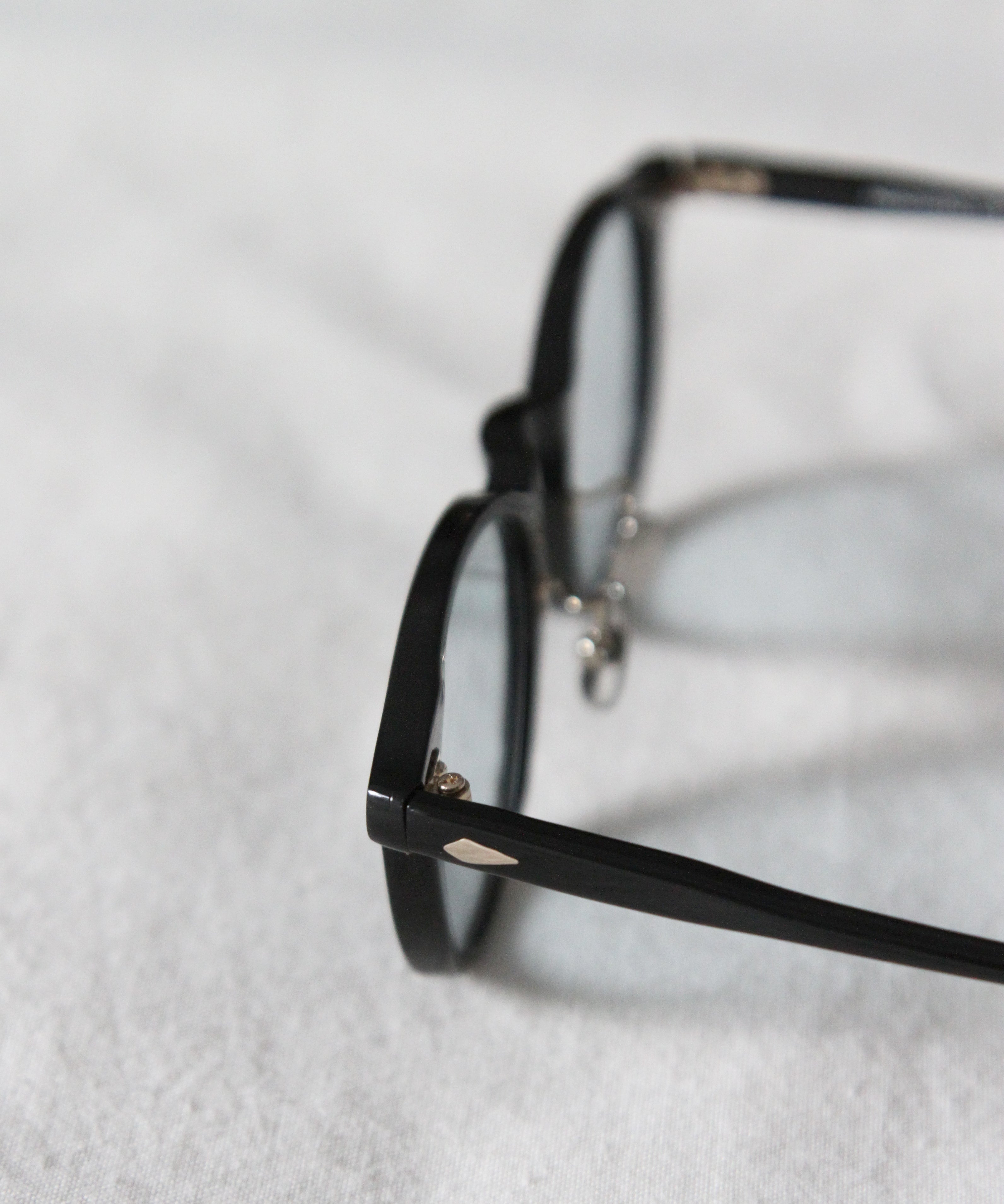 NOCHINO OPTICAL "Tsukiyomi" "#9 GLOSS BLACK × AOFUJI BLUE to D.GREY"