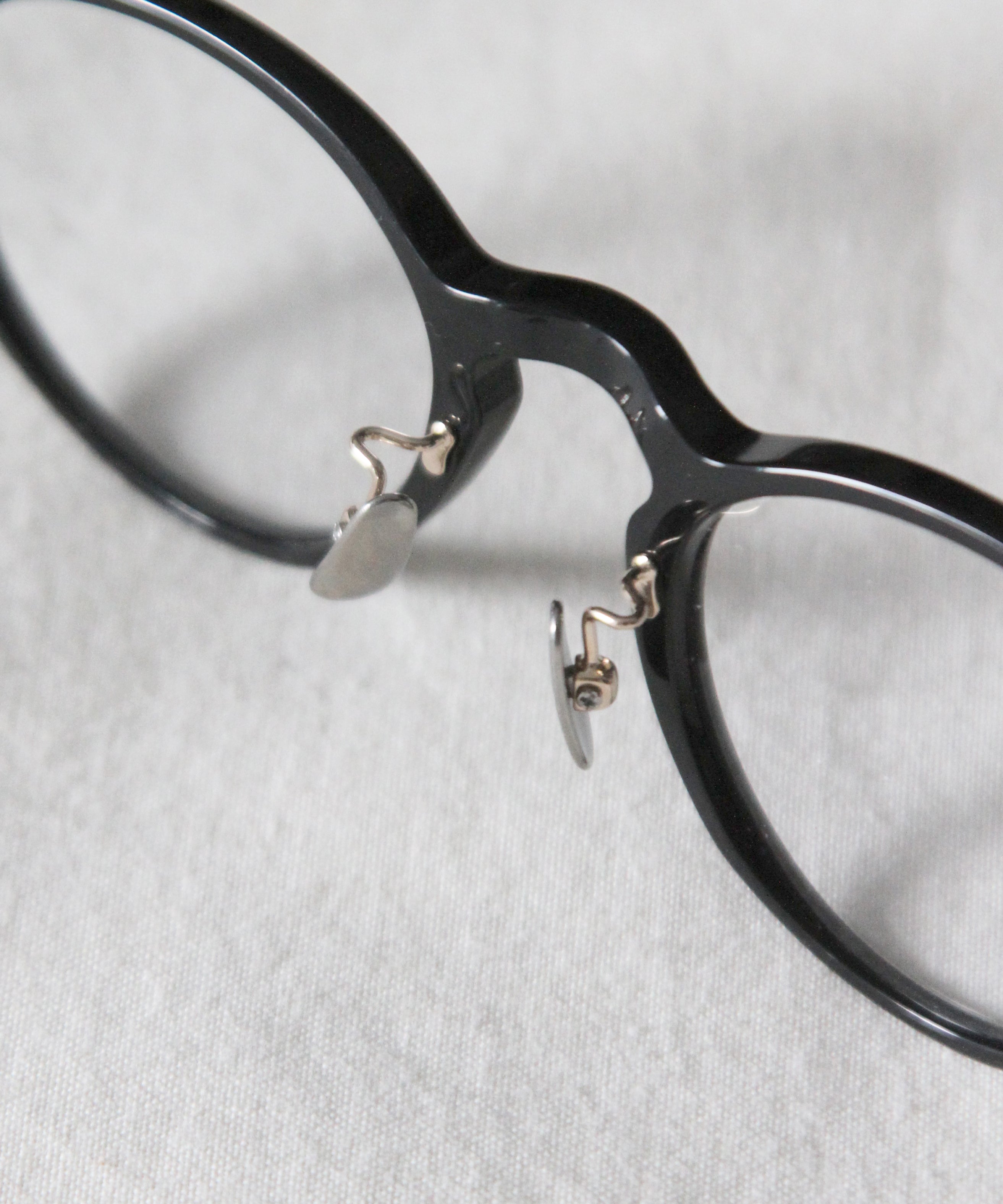 NOCHINO OPTICAL "Tsukiyomi" "#1 GLOSS BLACK × CLEAR to GREY"