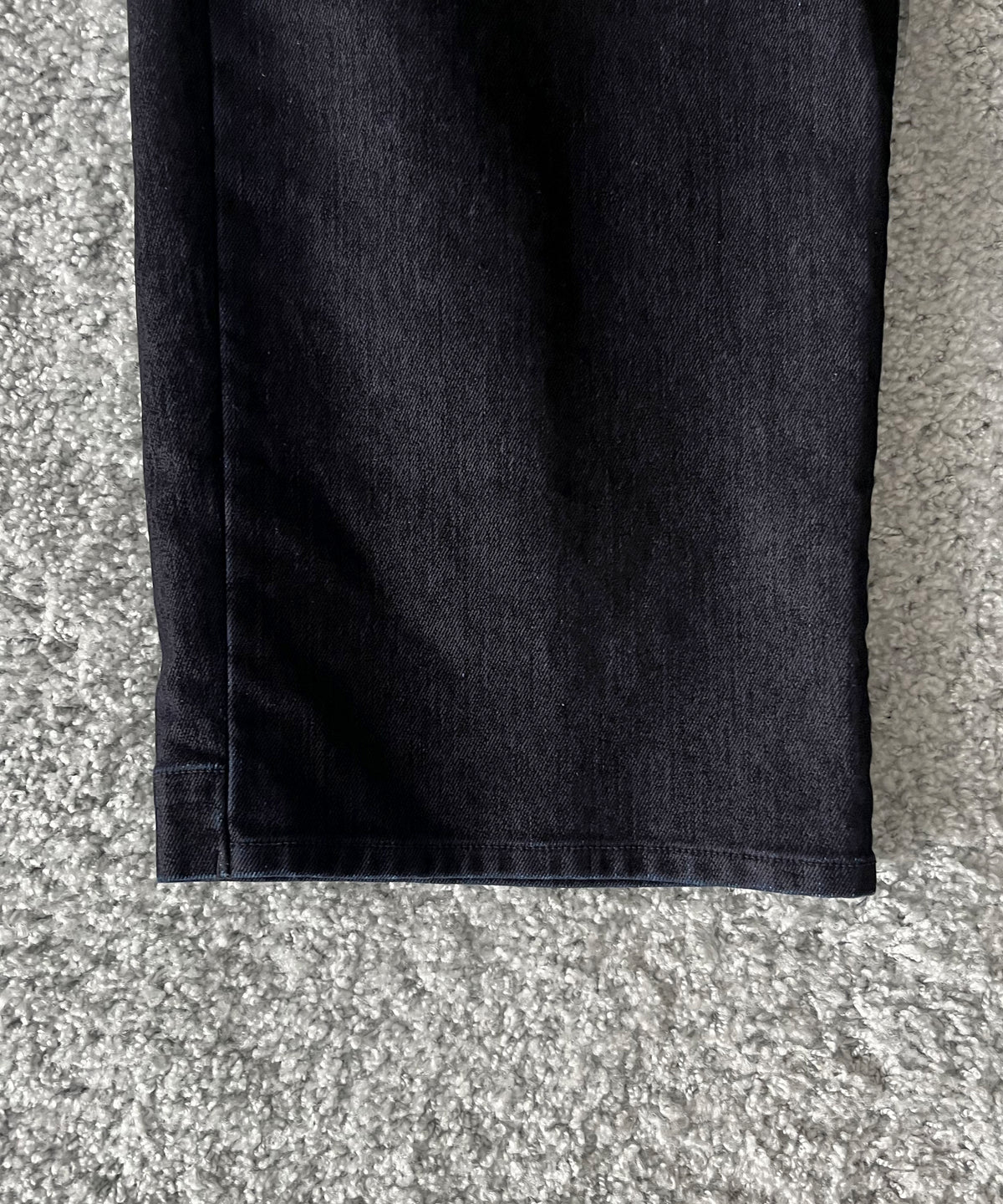 VOAAOV Flocky denim pant “BLACK”