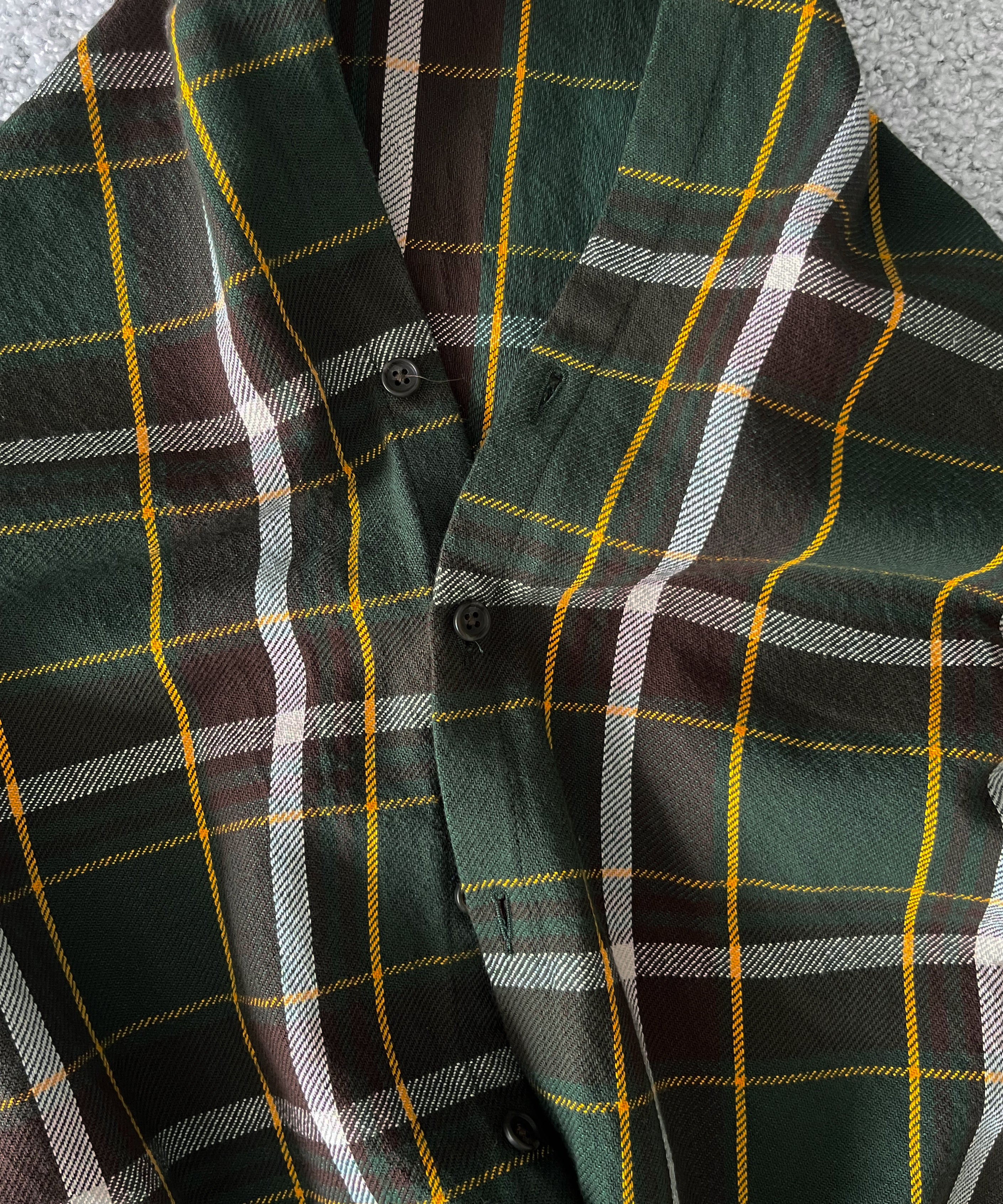 ENGINEERED GARMENTS Button shawl - ctn heavy twill plaid "OLIVE/BROWN"