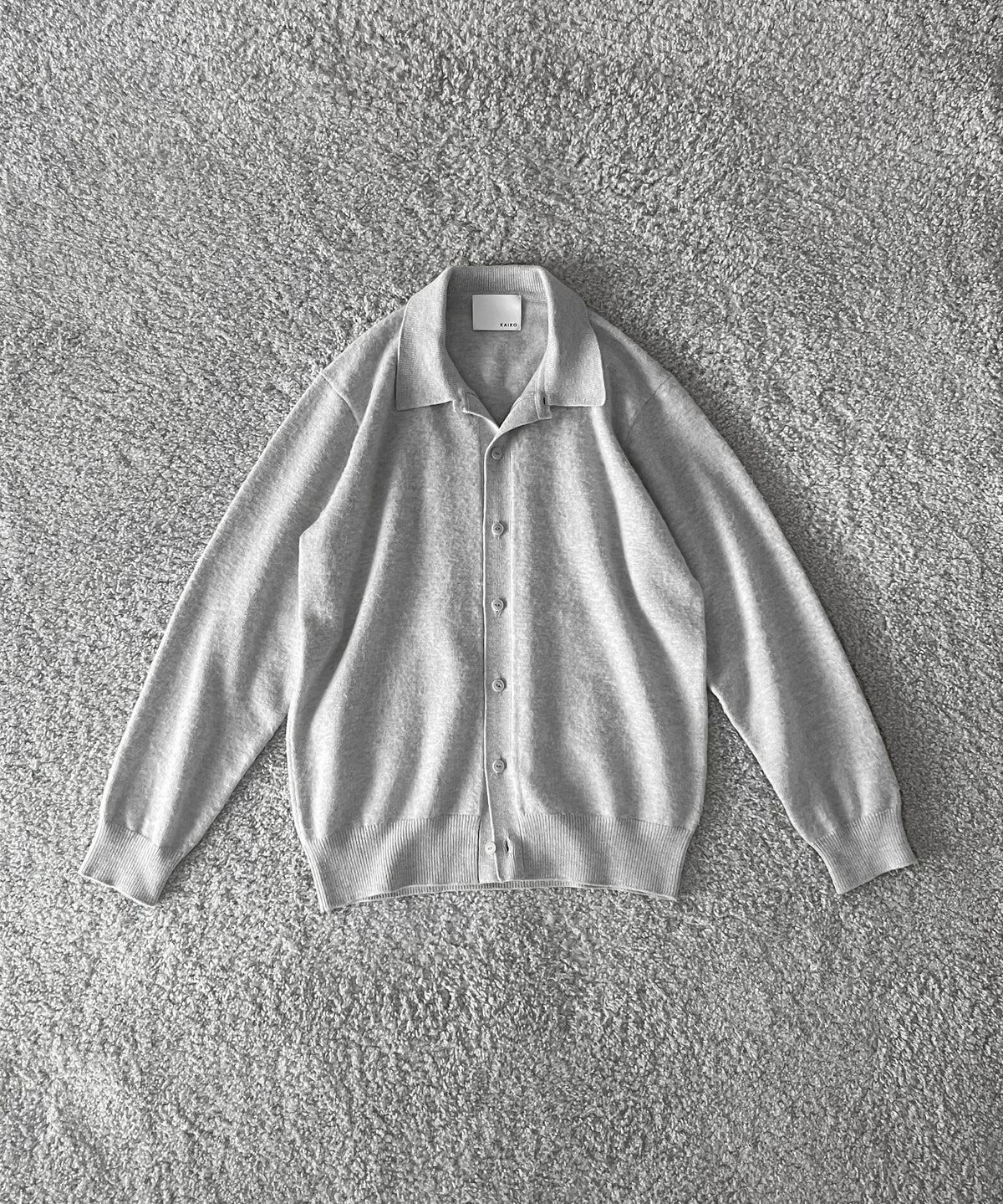 【Pre order】KAIKO Antistasic polo cardigan "BLACK"
