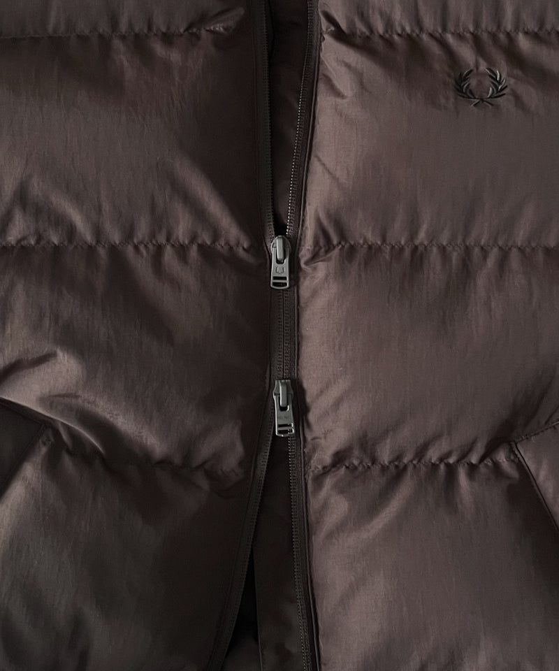 FRED PERRY Raglan sleeve padded jacket “RICH BROWN”