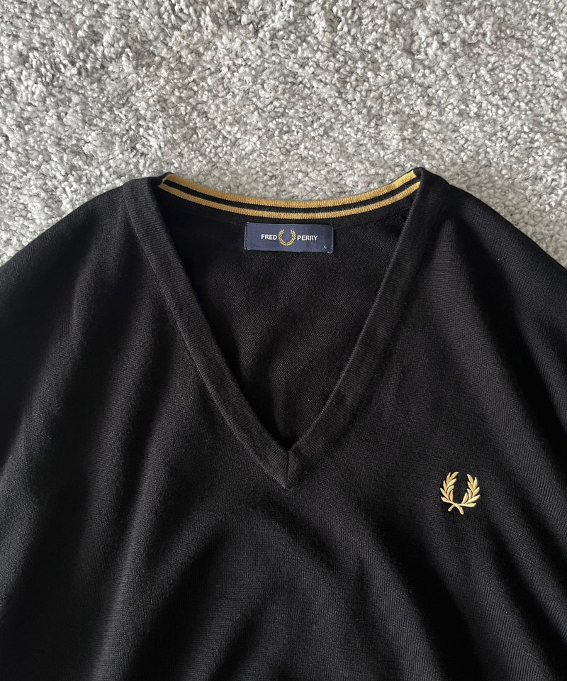FRED PERRY Classic v neck jumper "BLACK"