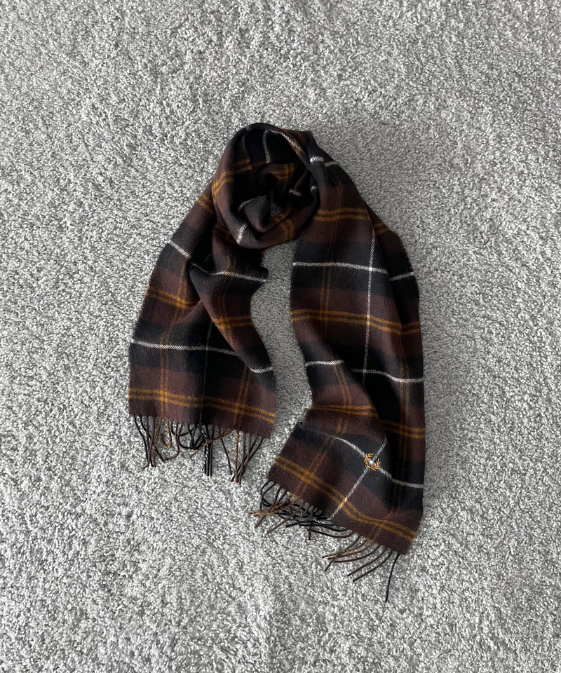 FRED PERRY Lambswool scarf “GOLD”