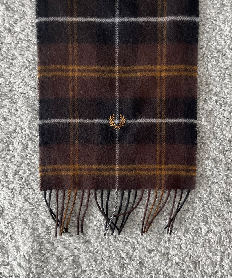 FRED PERRY Lambswool scarf “RICH BROWN"