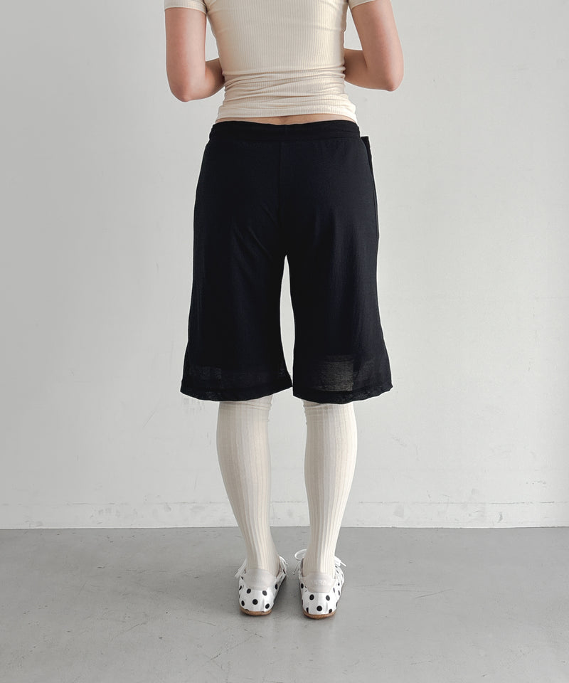 ULIKASANCTUS Curtain half pants "BLACK"