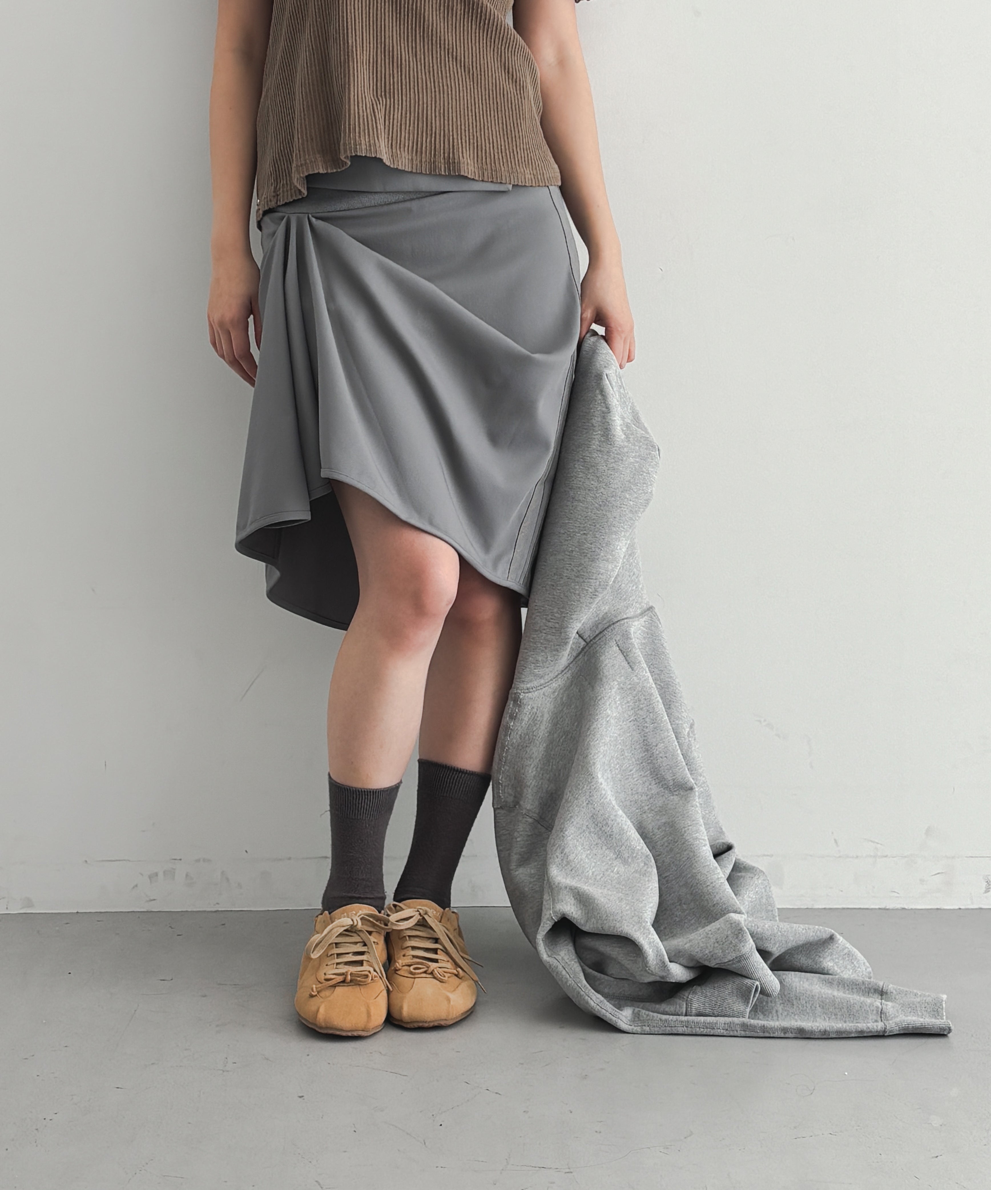 ULIKASANCTUS Brace unbalance skirt "SOFT MINT"