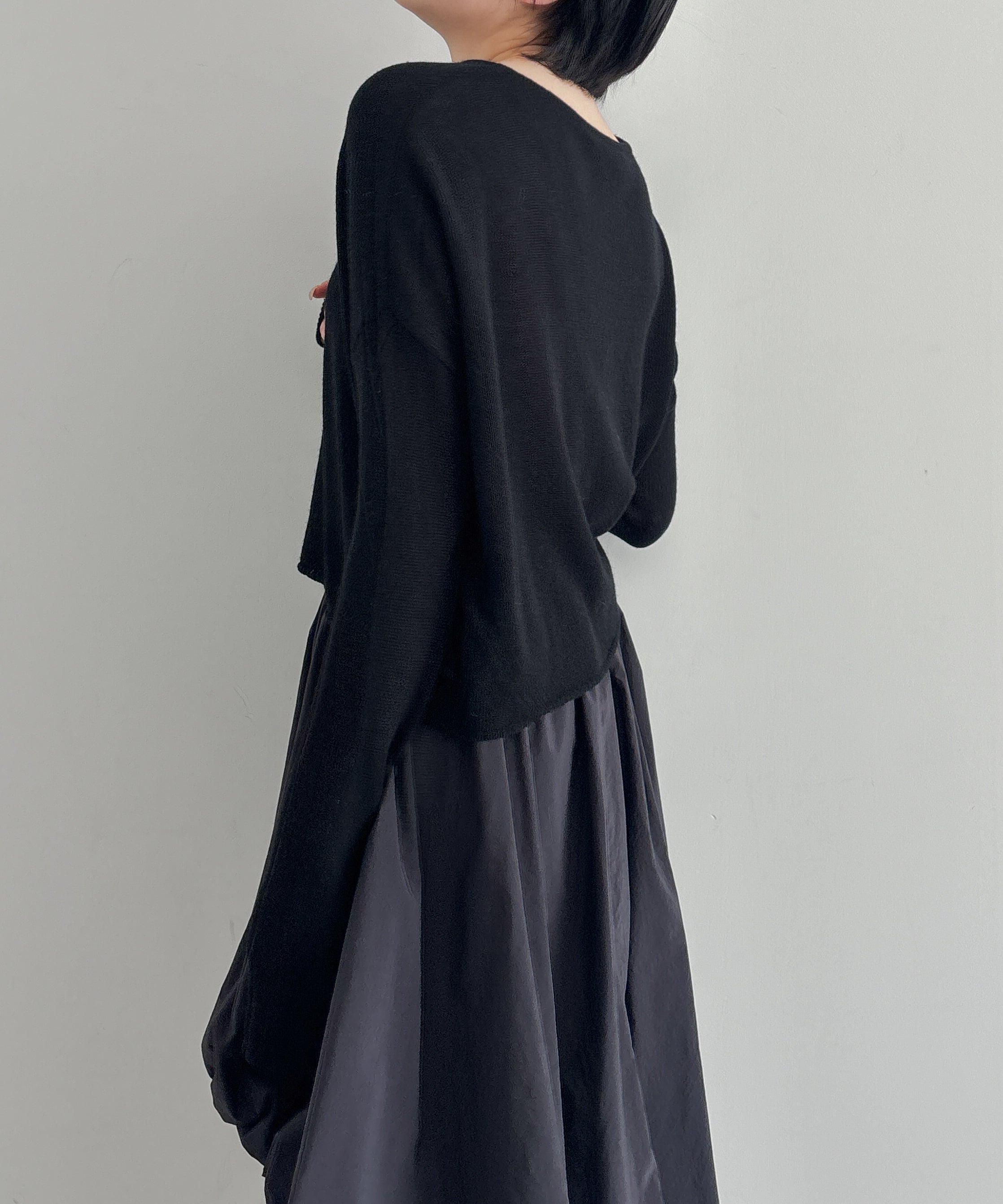 Fax Copy Express Afternoon stretch off-shoulder wrap "BLACK"