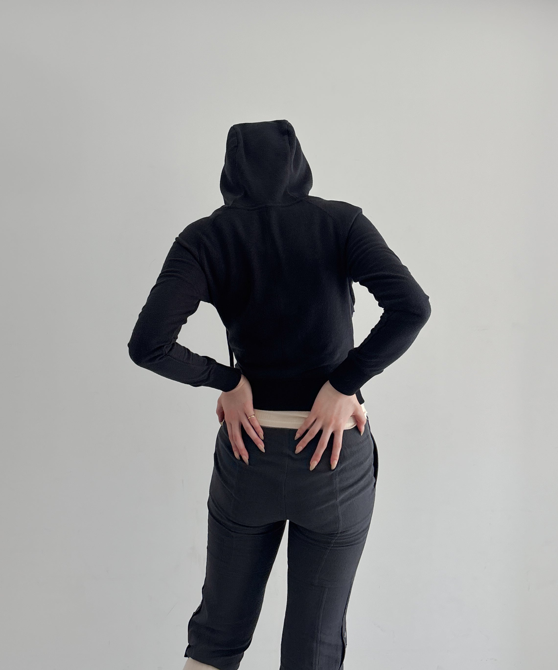 Fax Copy Express Afternoon stretch linen fitted sweatshirt "BLACK"