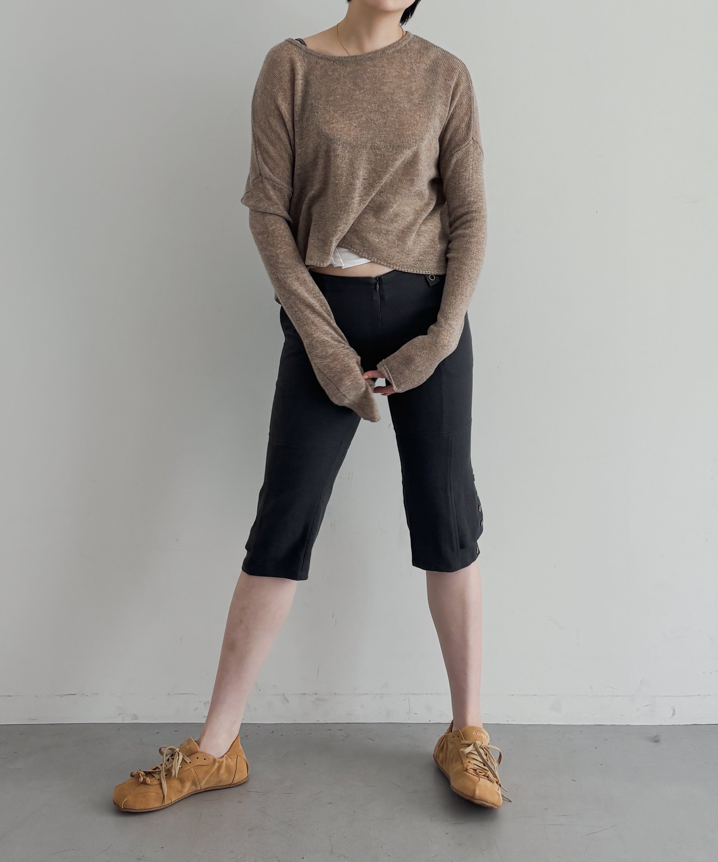 Fax Copy Express Afternoon stretch off-shoulder wrap "KHAKI"