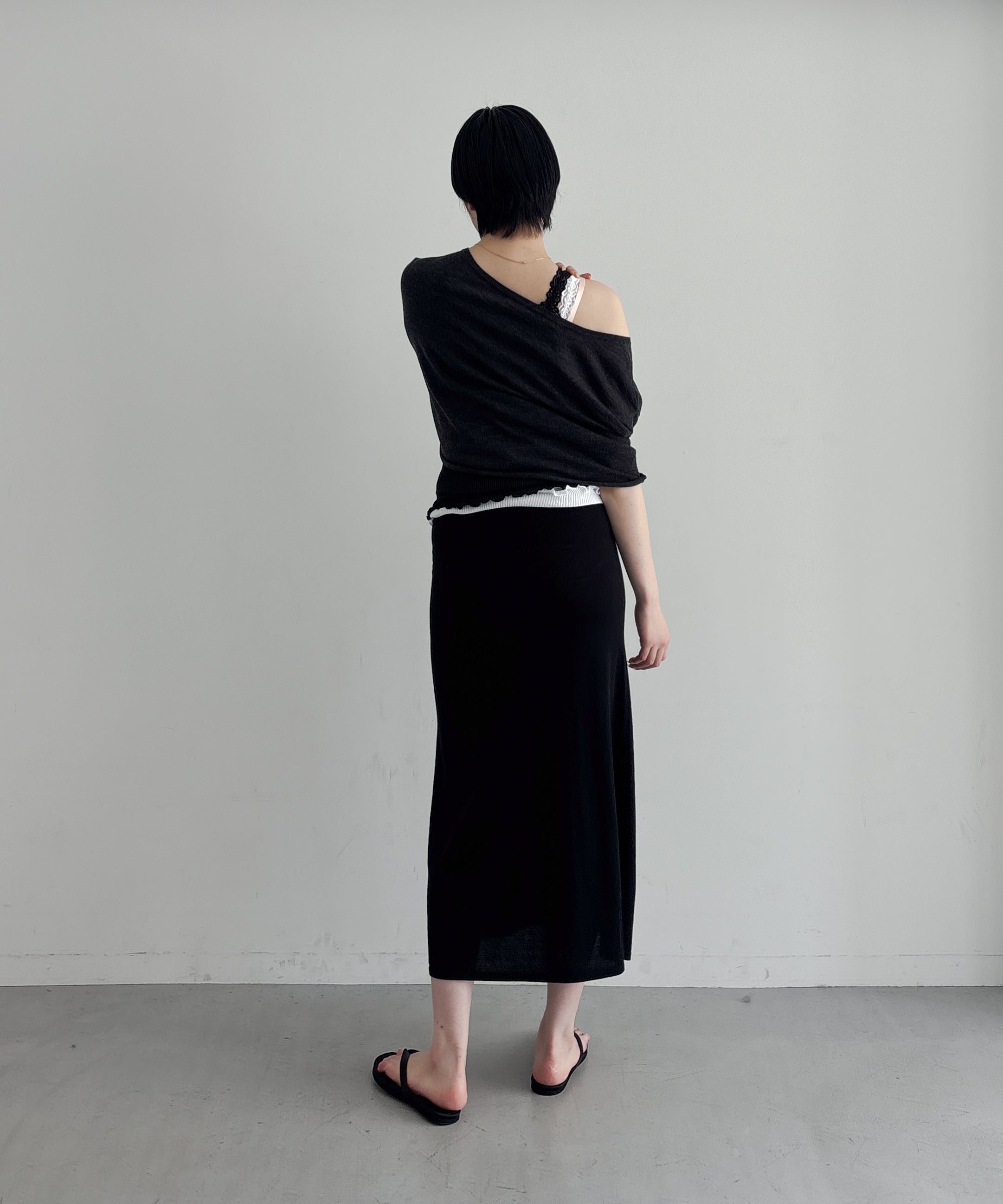 Fax Copy Express Afternoon stretch air ankle-length knit skirt "BLACK"