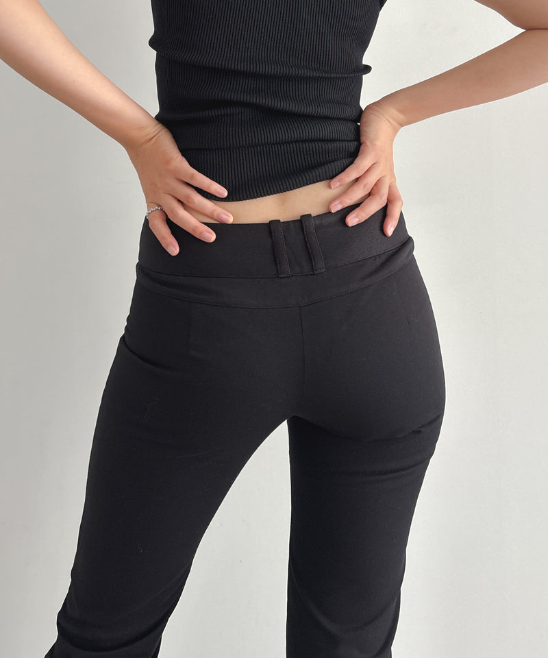 ULIKASANCTUS Brace straight pants "BLACK"