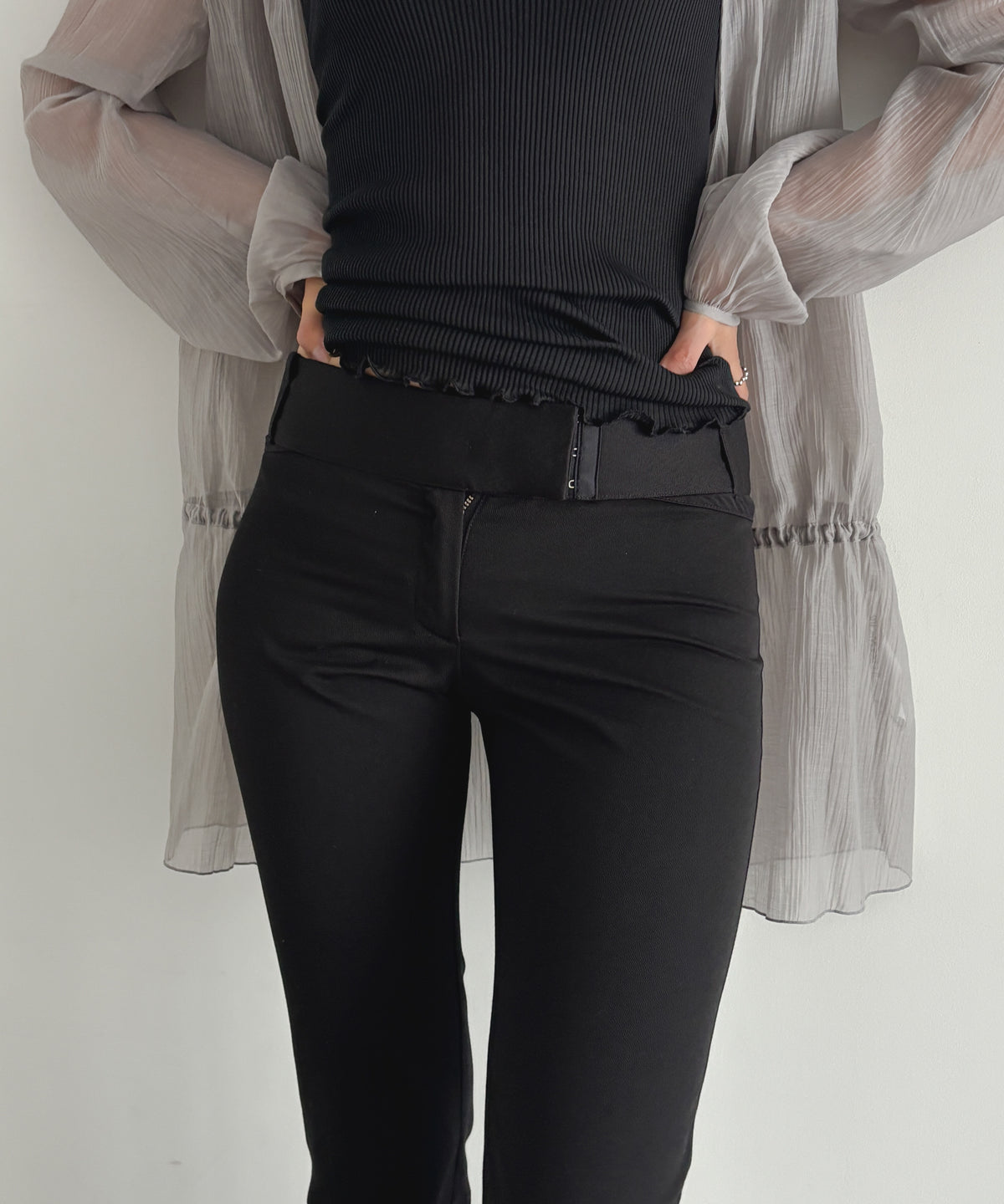 ULIKASANCTUS Brace straight pants "BLACK"