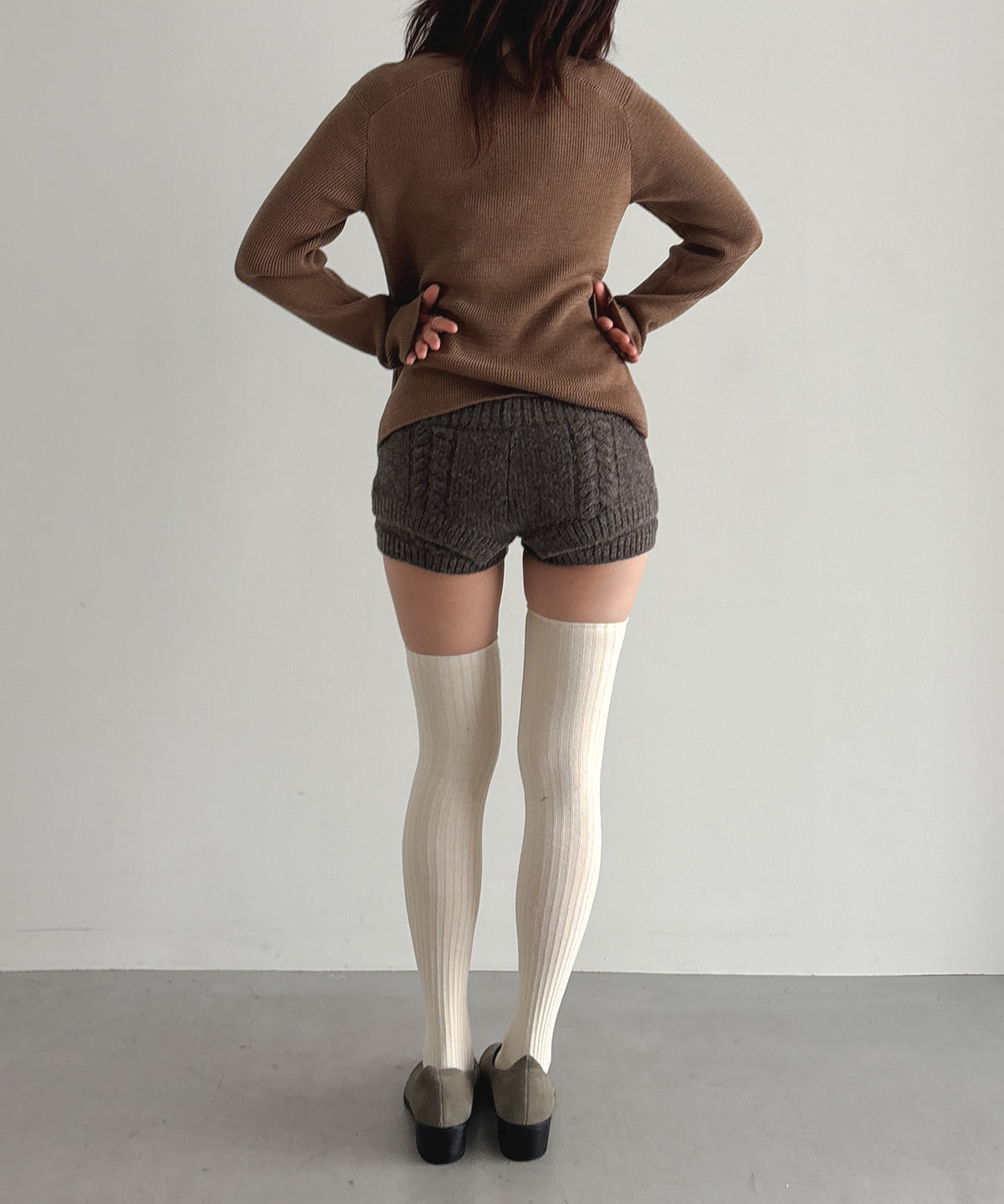 ULIKASANCTUS Rope knit shorts "MELANGE BROWN"