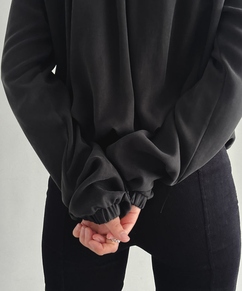 ULIKASANCTUS Placket hooded jacket "BLACK"