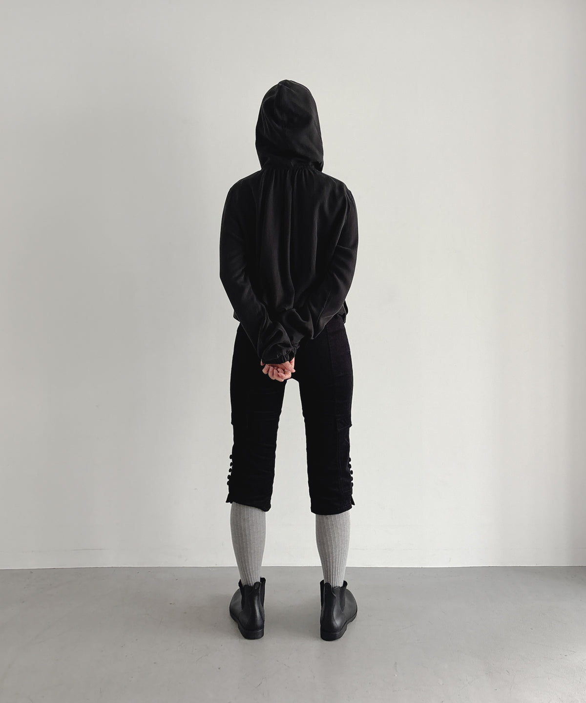 ULIKASANCTUS Placket hooded jacket "BLACK"