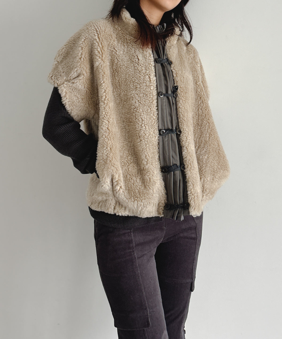 ULIKASANCTUS Puff sleeve fur jacket "BEIGE"