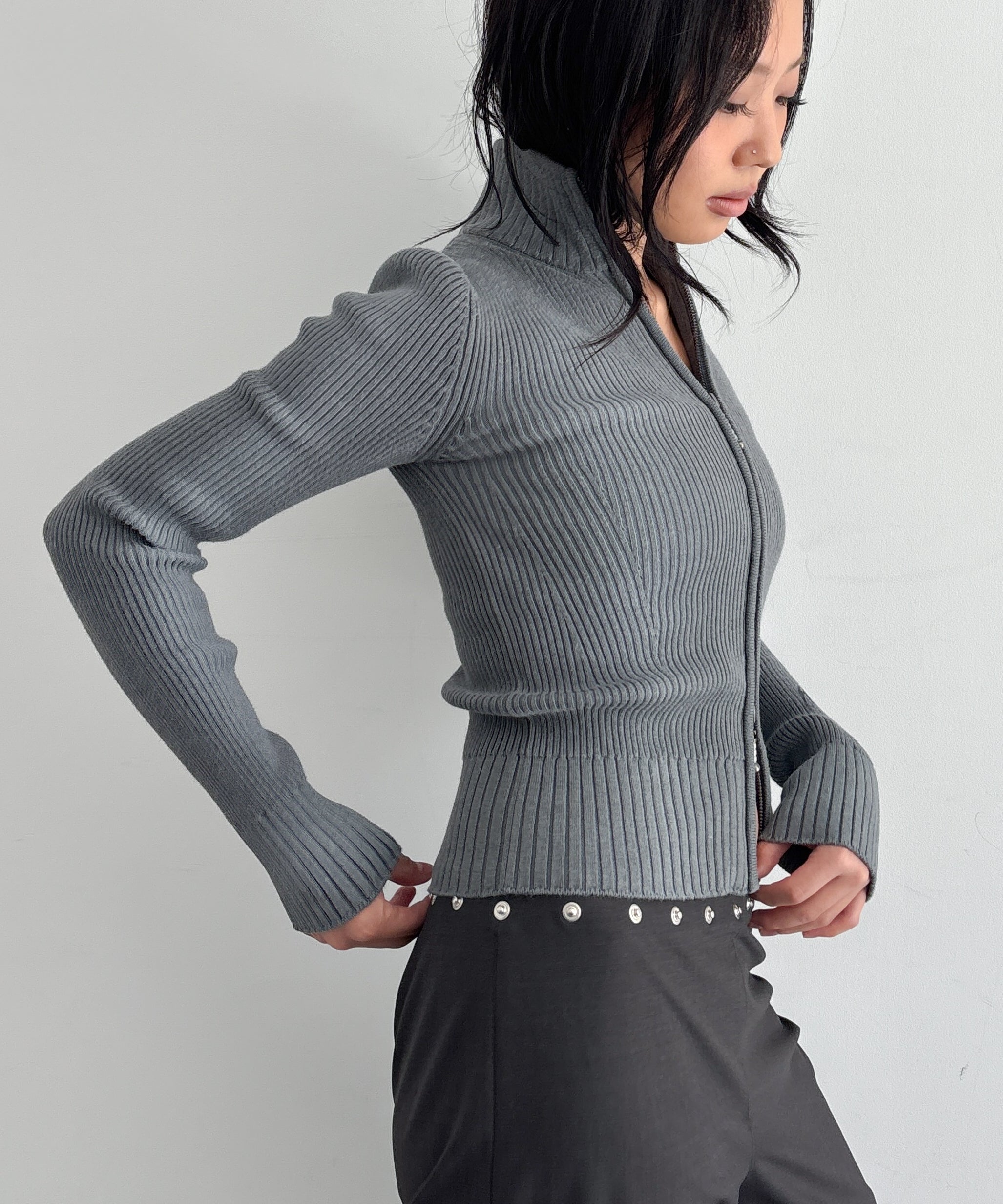LOADINGROOM Dirty note knit zip "GREY"