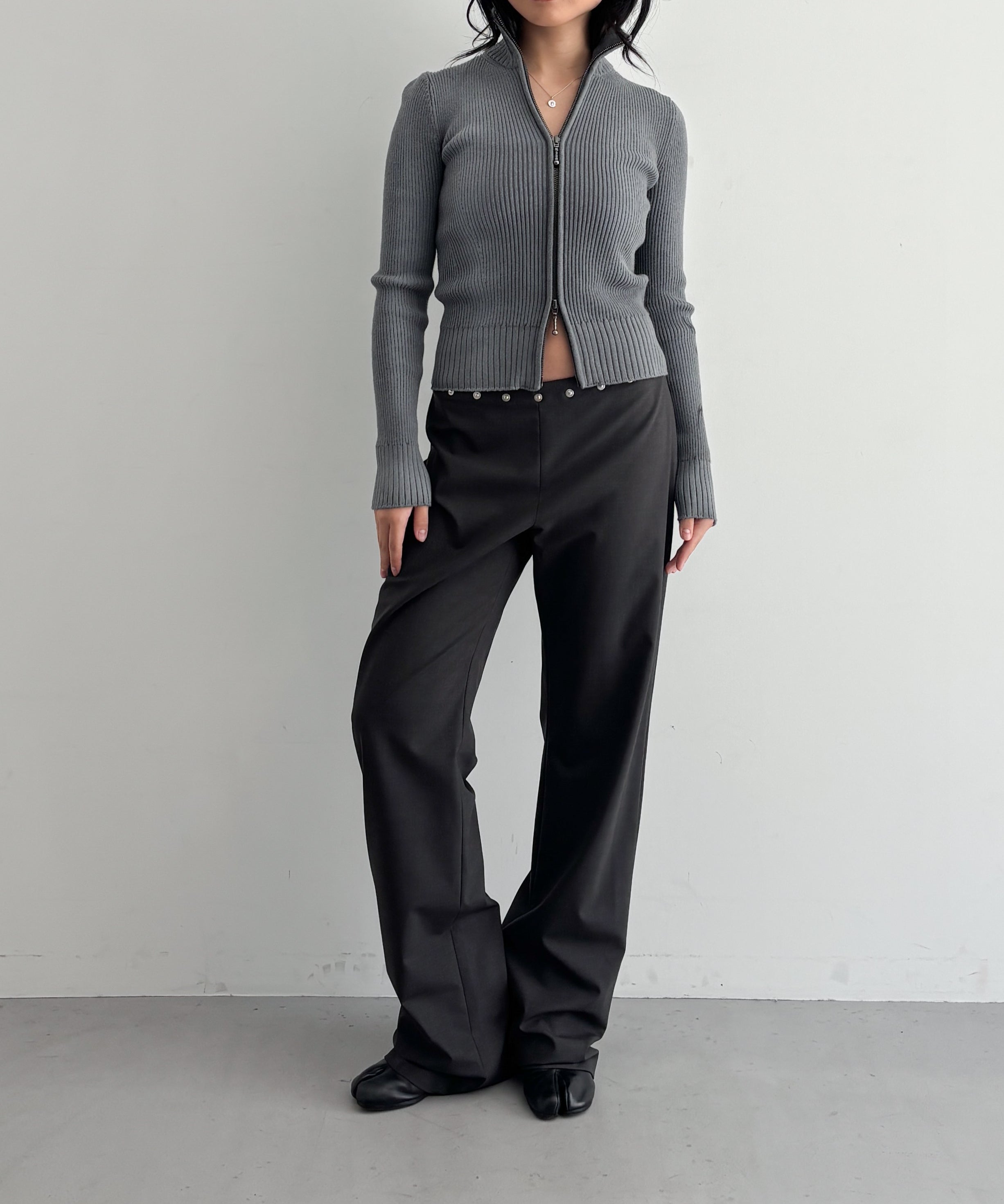 LOADINGROOM Dirty note knit zip "GREY"