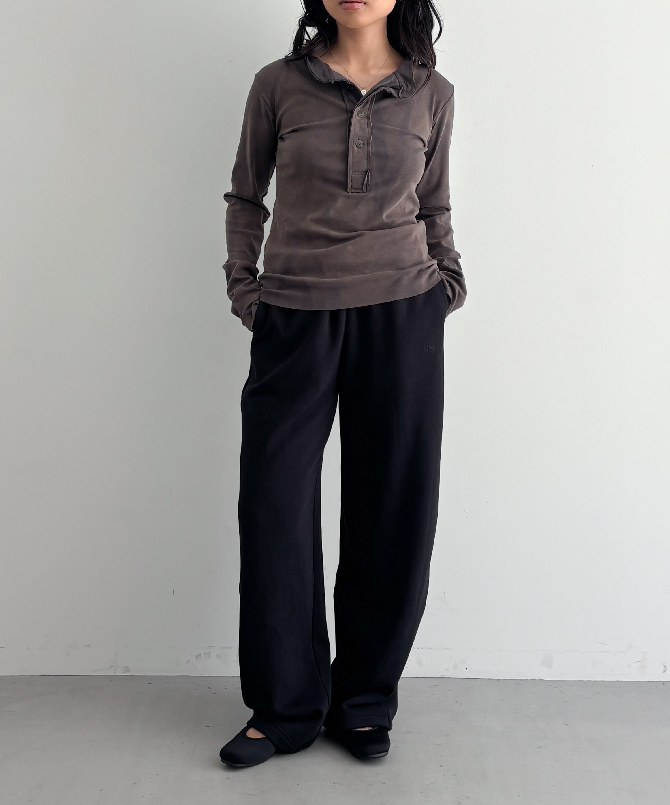 LOADINGROOM Twisted button ghost top "WASHED KHAKI"