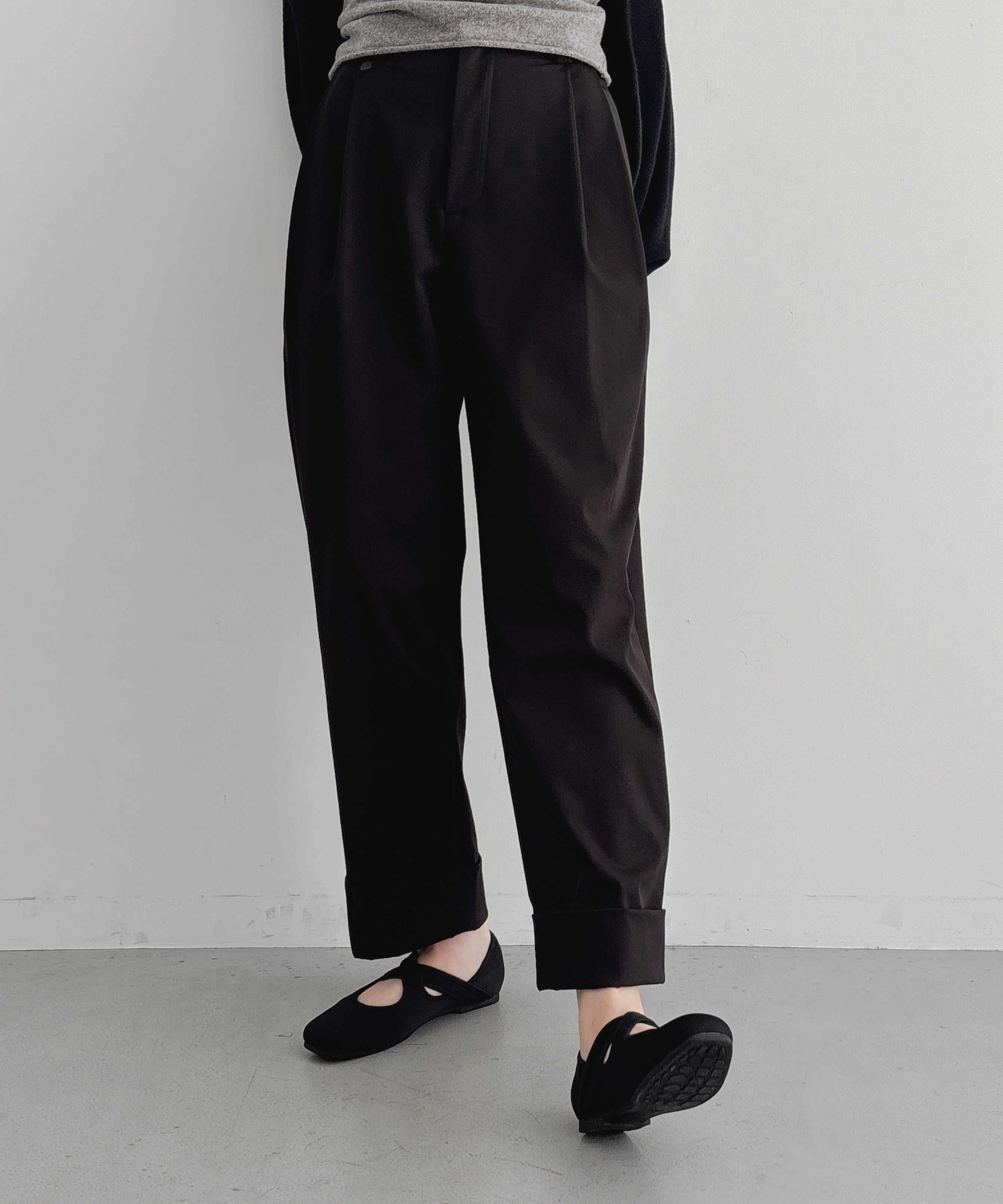 FAX COPY EXPRESS City night satin double-pleats pants "BLACK" S