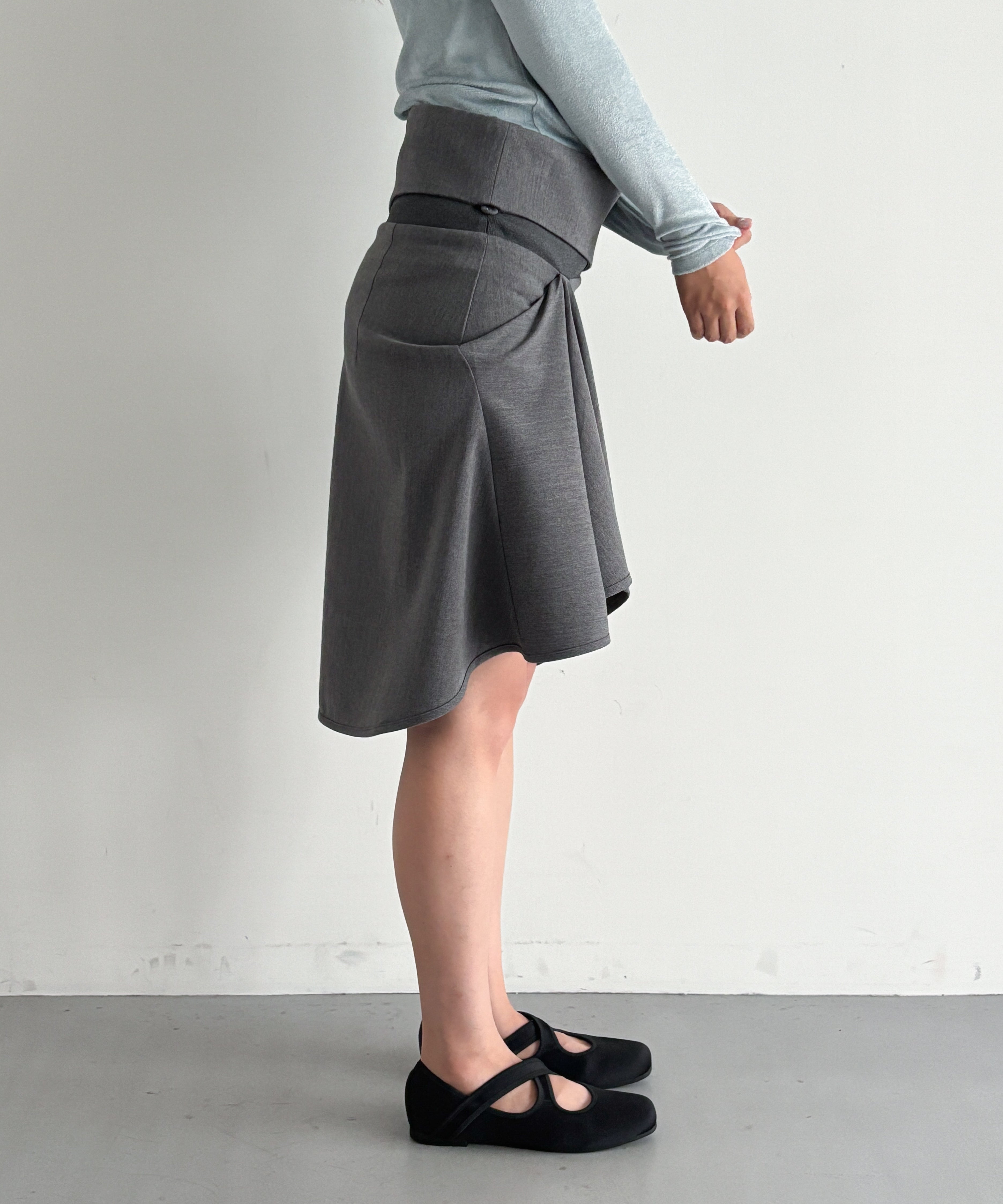 Baserange Omo long sleeve tee "TOOM GREY"